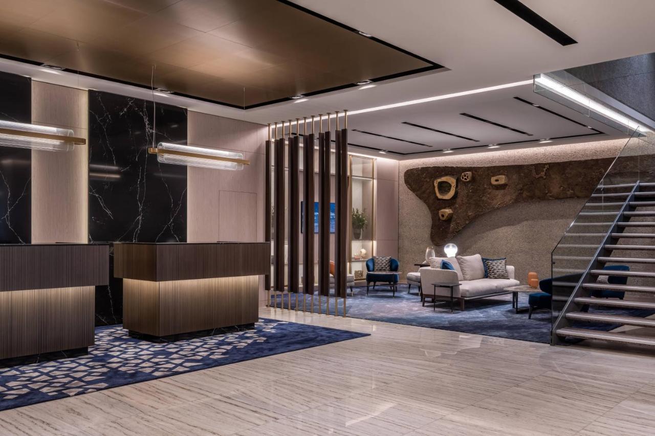 Zurich Marriott Hotel Exteriér fotografie The lobby of the hotel
